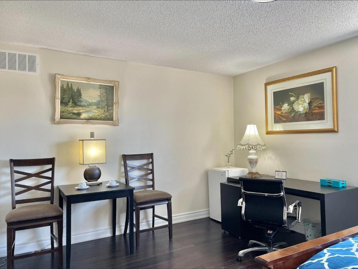 77 Nice And Warm Series Rooms Toronto Exterior photo