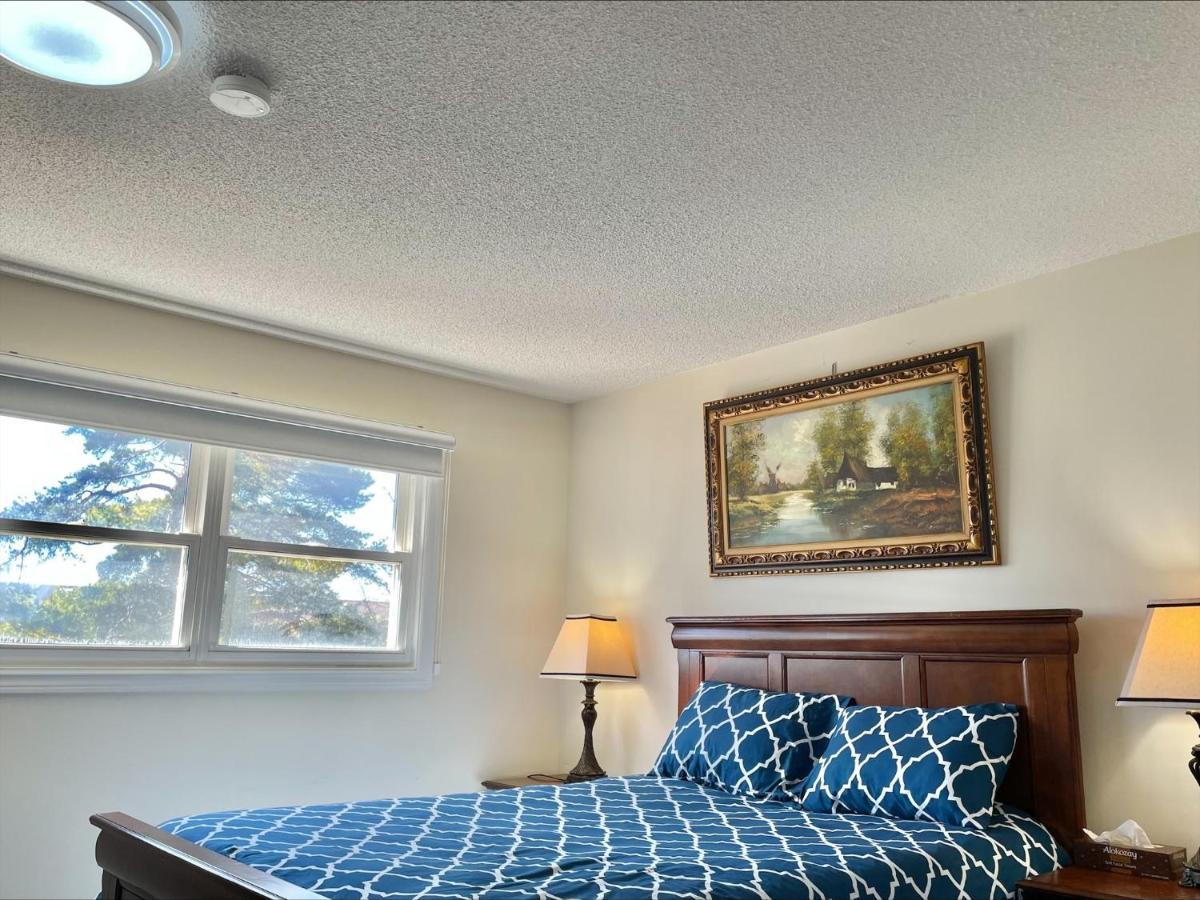 77 Nice And Warm Series Rooms Toronto Exterior photo