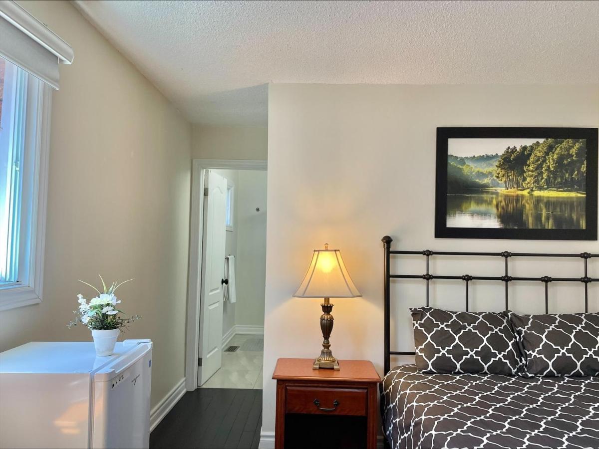 77 Nice And Warm Series Rooms Toronto Exterior photo